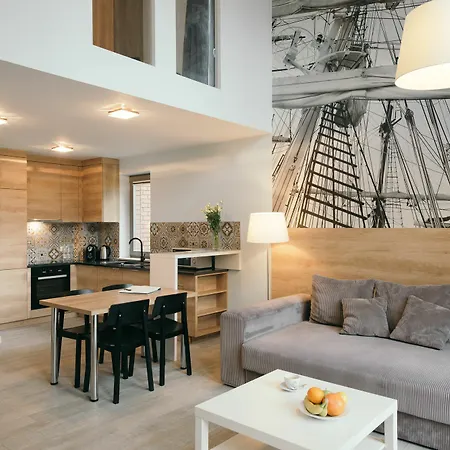 Exclusive Aparthotel 4*